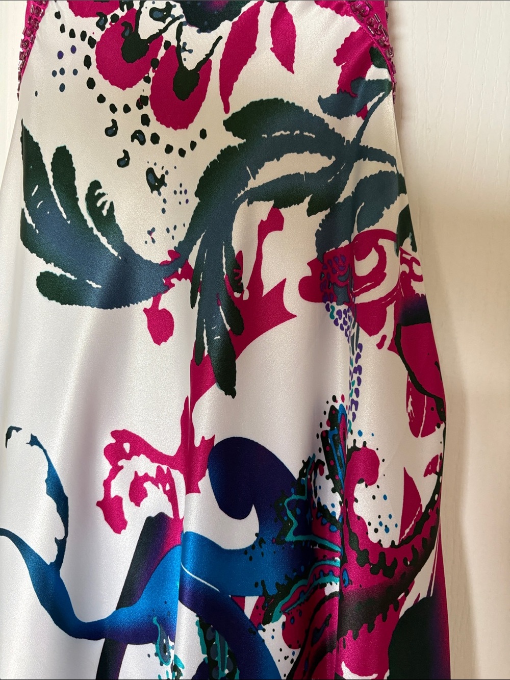 Morgan & Co. White Maxi Dress with Fuchsia, Teal & Navy Print - Size 1-2 - Picture 8 of 8